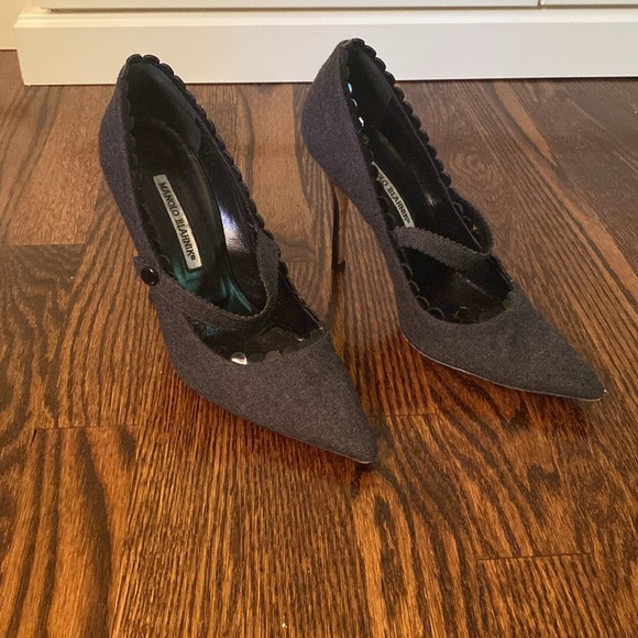 Manolo Blahnik Wool and Patent Leather Mary Janes - Picture 2 of 4